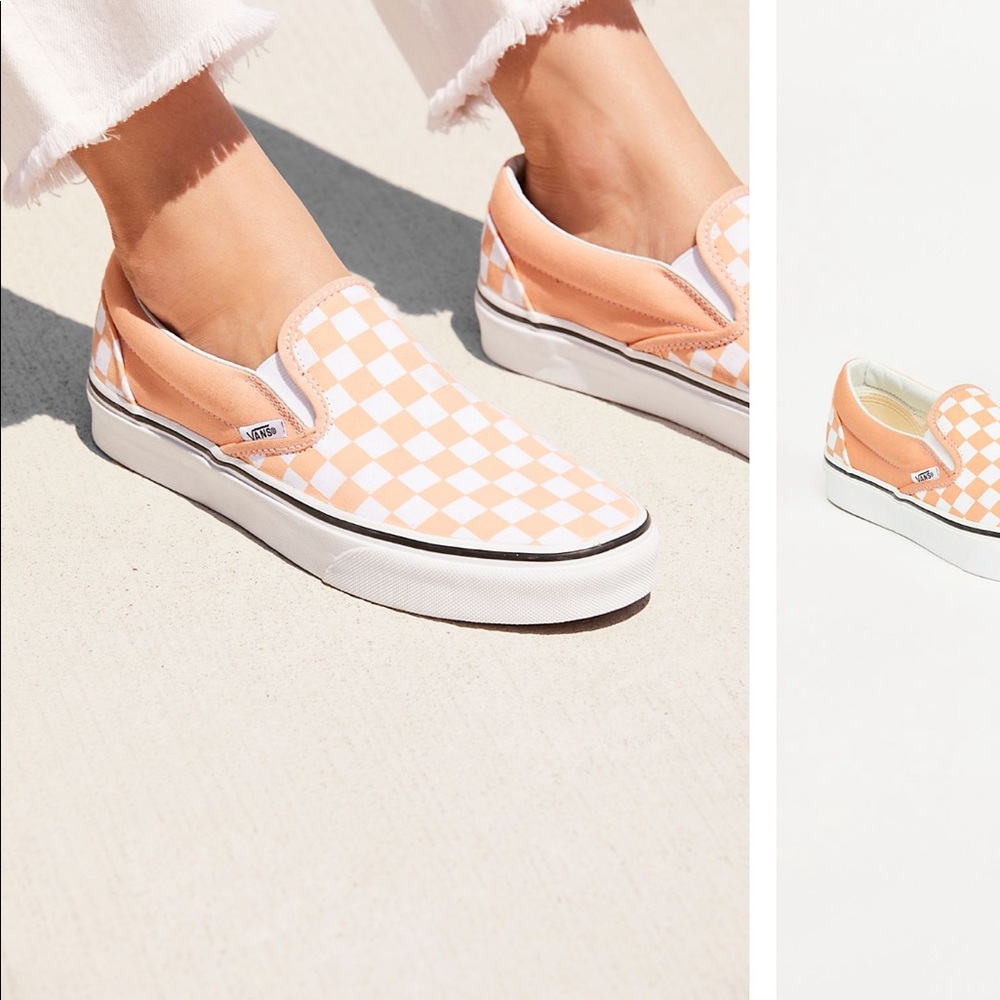 Classic Checkered Slip-On Vans in Bleached Apricot